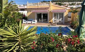 Villa Hayahay With Private Pool & Amazing View
